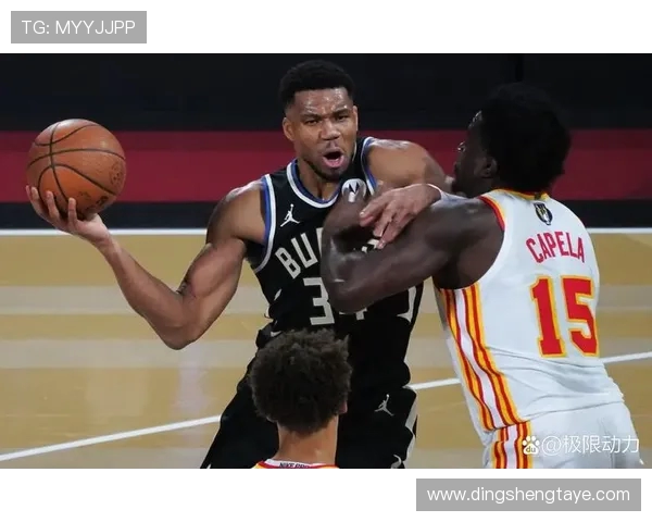 亚特兰大老鹰力克劲敌迎来新赛季首胜 全队表现亮眼彰显实力 亚特兰大老鹰力克劲敌迎来新赛季首胜 全队表现亮眼彰显实力