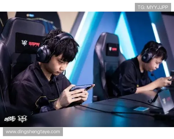 RNG青年赛之路：从艰辛起步到荣耀巅峰的奋斗历程