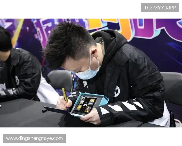 专访黄伟：深入探讨CSGO成功背后的策略与秘诀