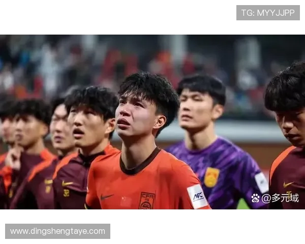 中国男足迎来重大突破主场逆转劲敌展现全新战术体系与团队精神