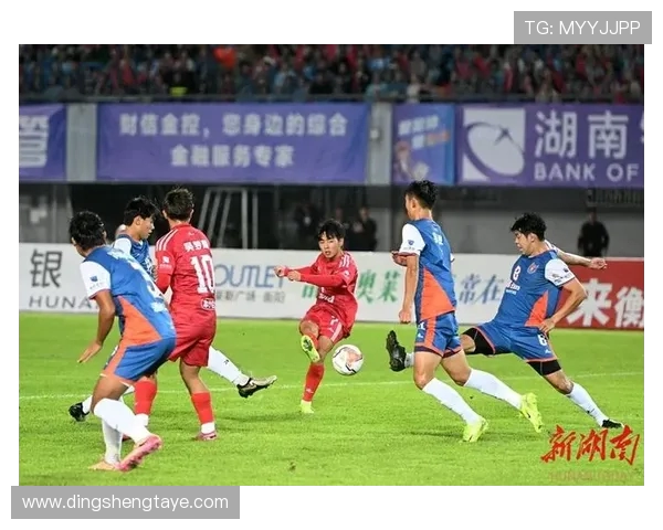 湘超足球联赛新篇章：提升本土球队实力与青训发展潜力探讨