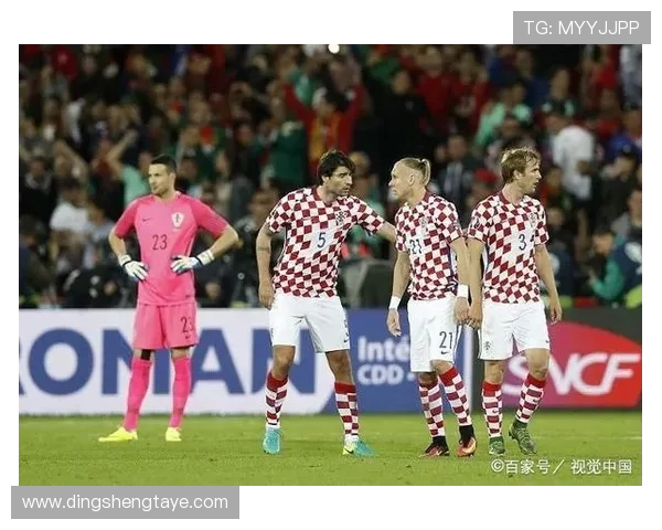 威尔士与匈牙利精彩对决集锦回顾赛场瞬间尽显足球魅力与激情 威尔士与匈牙利精彩对决集锦回顾赛场瞬间尽显足球魅力与激情